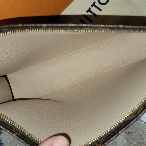 Louis Vuitton Game On Toiletry 26 Bag XL Coated Canvas Monogram Limited Edition - Picture 13 of 15